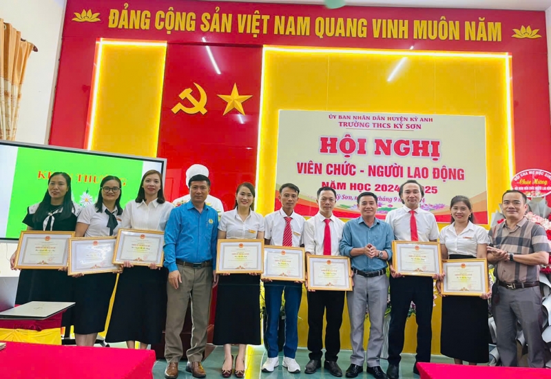 Huyện Kỳ Anh: Phối hợp tổ chức thành công hội nghị viên chức, người lao động đầu năm học 2024 - 2025